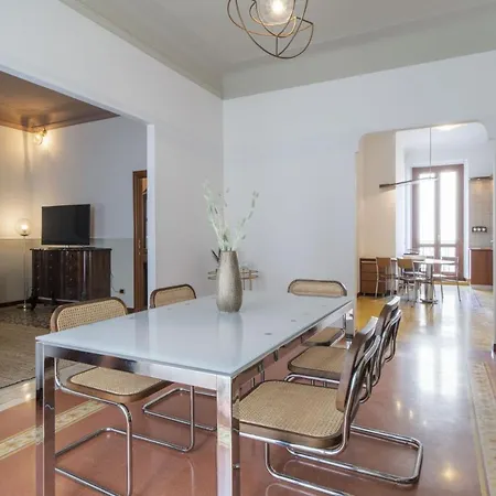 Easylife - Lussuosa Dimora In Porta Romana * Mediolan